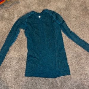 Lululemon swiftly tech 2.0 size 6 greenish bluish color!